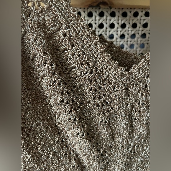 Top - Picture 3 of 3